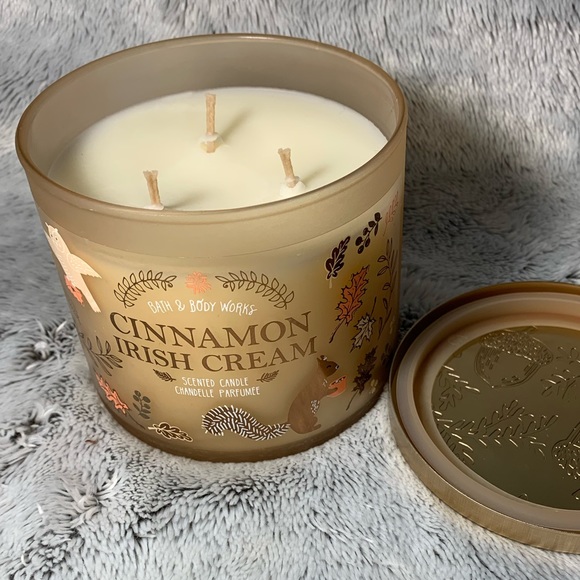 Cinnamon Irish Cream 3-wick candle from Bath & Body Works (2019) BBW - Picture 2 of 3